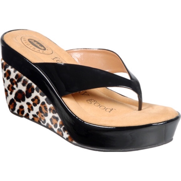 Dr. Scholl’s Fever Cheetah Thong Sandal Wedges